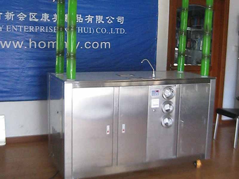 Extracteur de jus de canne à sucre | Machine à jus de canne à sucre 16 Hommy professional sugarcane juice extractor wholesale for food shop (Extracteur de jus de canne à sucre professionnel pour les magasins d'alimentation)