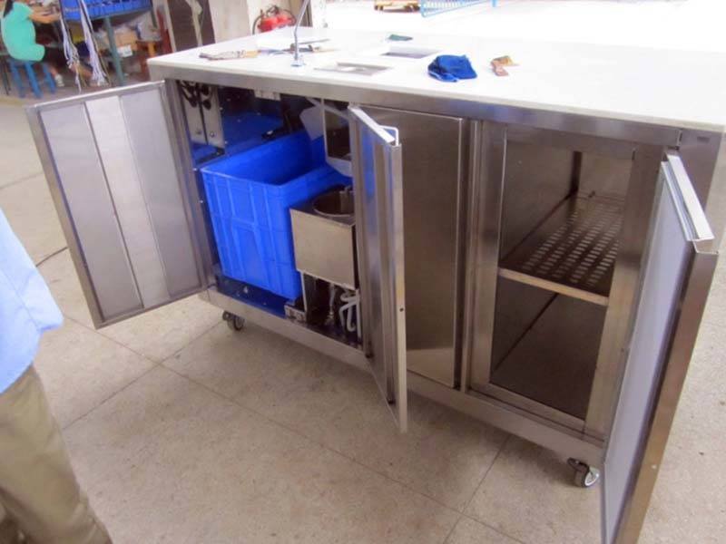 Extrator de sumo de cana-de-açúcar | Máquina de sumo de cana-de-açúcar 7 Extrator de sumo de cana de açúcar profissional Hommy por atacado para loja de produtos alimentares-7