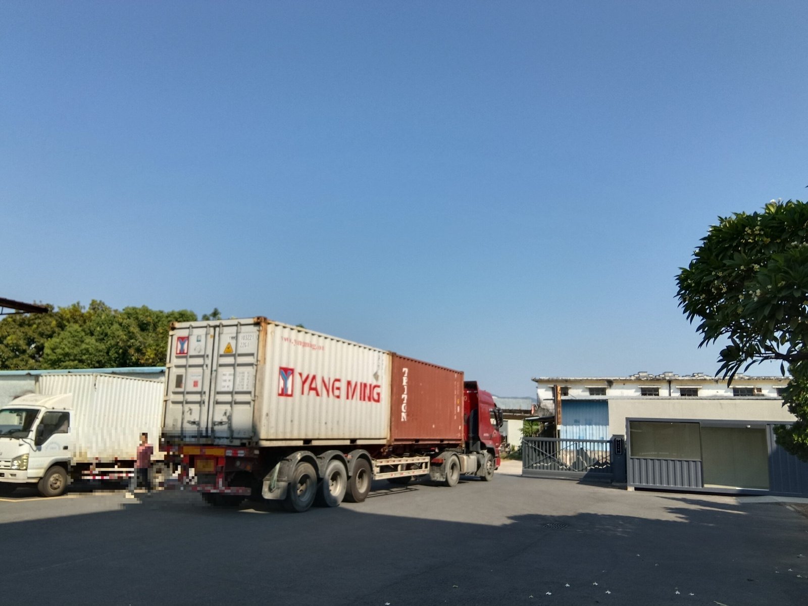 Trailer positioning