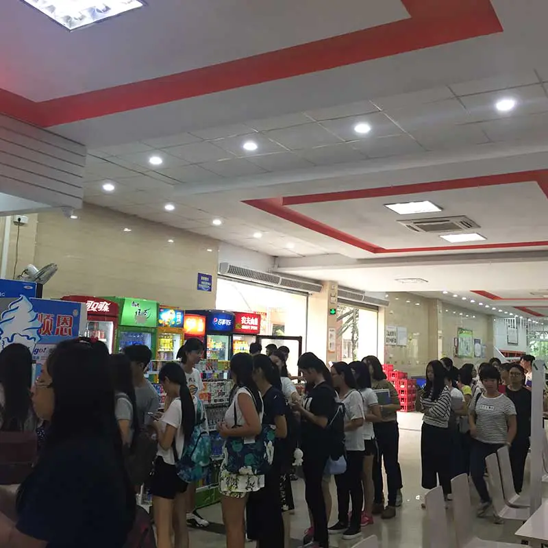 Entreprise de crème glacée Case de l'université 8 Cas de l'entreprise de crèmes glacées de l'université